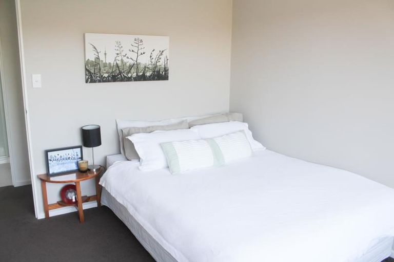 Photo of property in 26 Jean Place, Stanmore Bay, Whangaparaoa, 0932