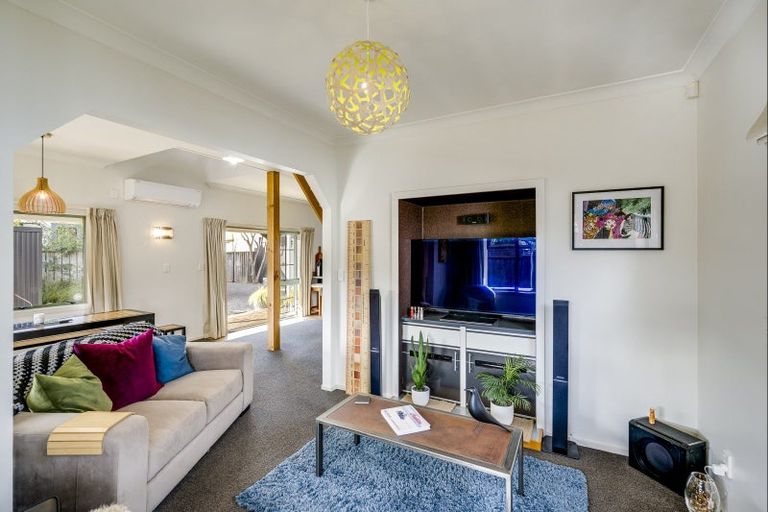 Photo of property in 205b Grove Road, Mayfair, Hastings, 4122