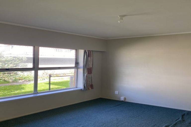 Photo of property in 2/180 Bayswater Avenue, Bayswater, Auckland, 0622