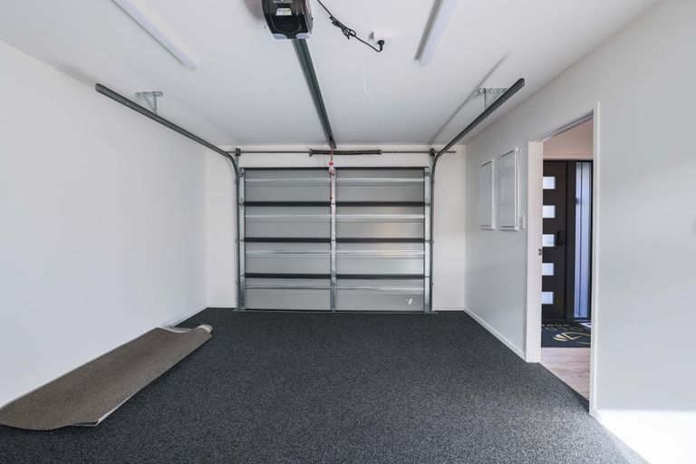 Photo of property in 2/14 Woodhouse Street, Linwood, Christchurch, 8062