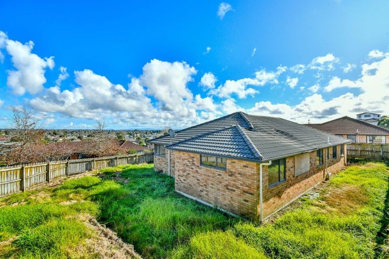 Photo of property in 19 Keri Vista Rise, Papakura, 2110