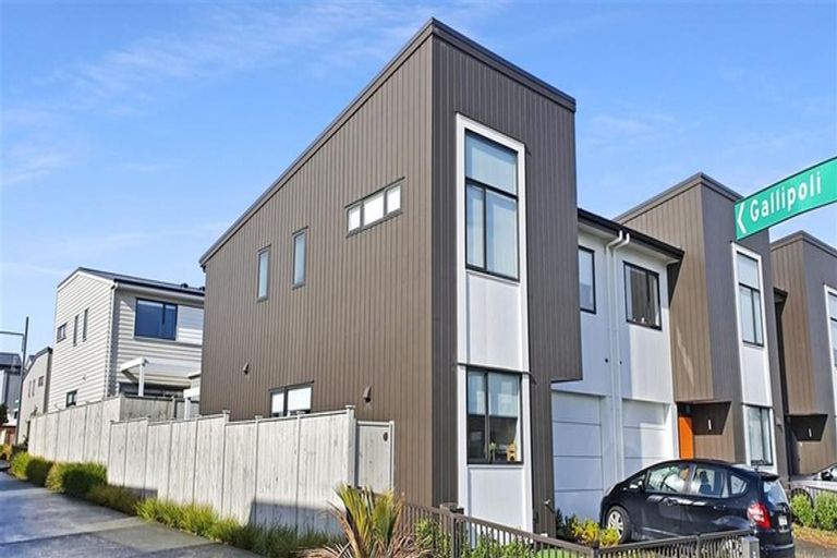 Photo of property in 19 Horo Road, Flat Bush, Auckland, 2019