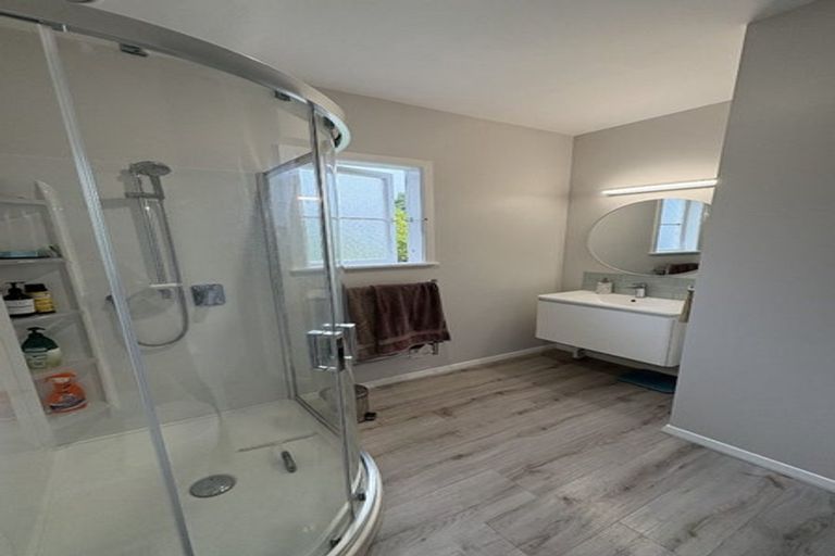 Photo of property in 74 Durham Crescent, Fairfield, Lower Hutt, 5011