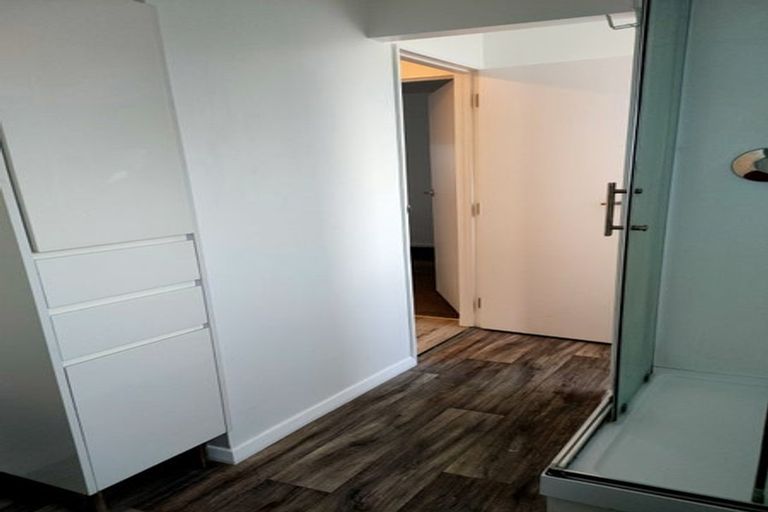 Photo of property in 19/125u Queens Drive, Lyall Bay, Wellington, 6022