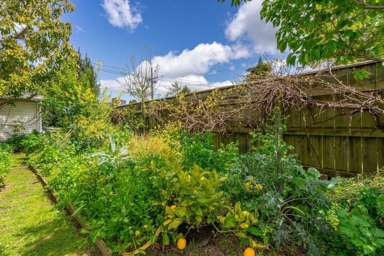 Photo of property in 106 Cole Street, Masterton, 5810