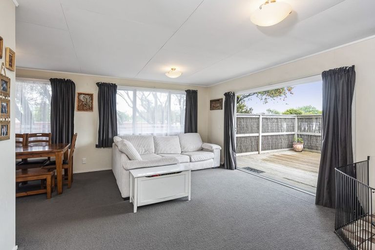 Photo of property in 57 Mazengarb Road, Paraparaumu Beach, Paraparaumu, 5032