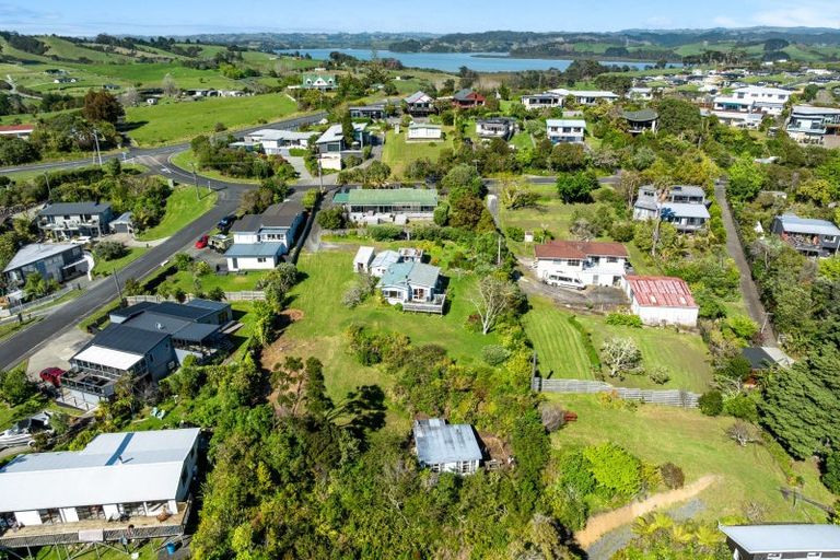 Photo of property in 39b Rangimaarie Crescent, Snells Beach, 0920