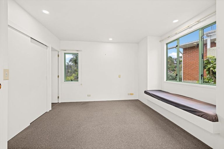 Photo of property in 17 Helvetia Drive, Browns Bay, Auckland, 0630