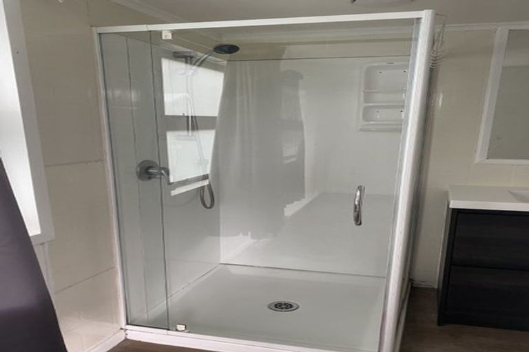 Photo of property in 175 Derham Road, Te Horo, Otaki, 5581