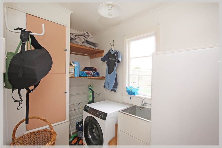 Photo of property in 26 Hall Place, Foxton Beach, Foxton, 4815