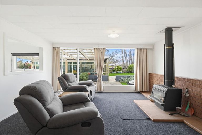 Photo of property in 24 Bennett Street, Waipawa, 4210