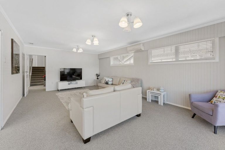 Photo of property in 37 Holland Street, Wainuiomata, Lower Hutt, 5014