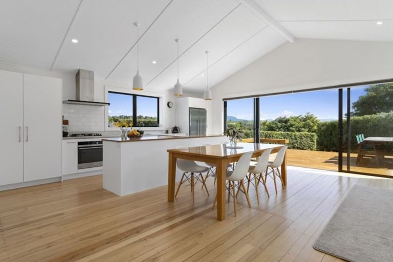 Photo of property in 37 Munro Road, Minden, Tauranga, 3179