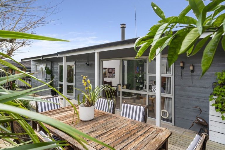 Photo of property in 17a Townhead Crescent, Bethlehem, Tauranga, 3110