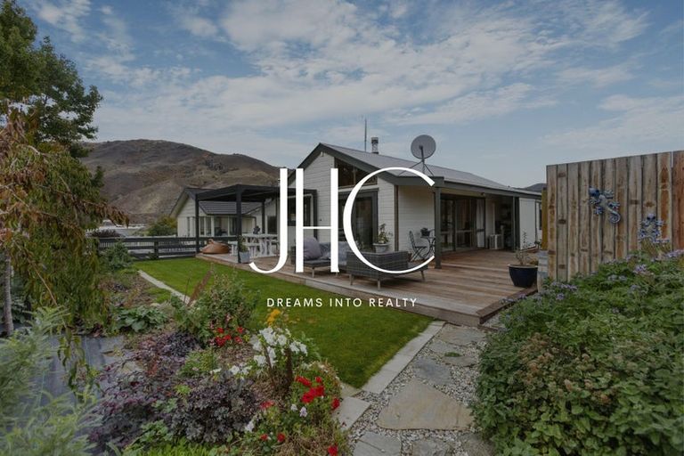 Photo of property in 12 Orient Street, Cromwell, 9310