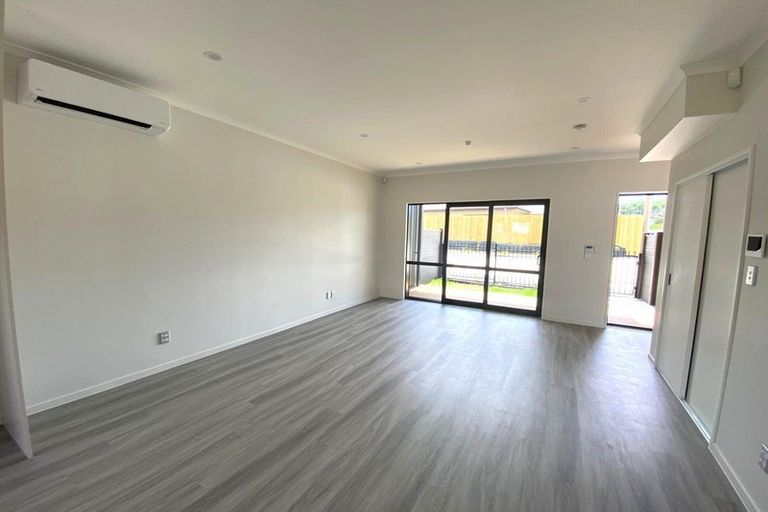 Photo of property in 52 Wedgwood Avenue, Mangere East, Auckland, 2024