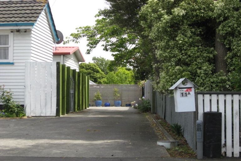 Photo of property in 11 Hollyford Avenue, Bryndwr, Christchurch, 8053