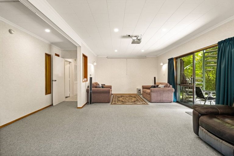 Photo of property in 33 Walton Park Avenue, Fairfield, Dunedin, 9018