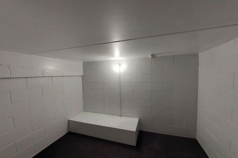 Photo of property in 138 Molesworth Street, New Plymouth, 4312