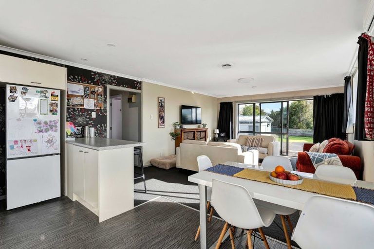 Photo of property in 50a Celia Street, Stratford, 4332