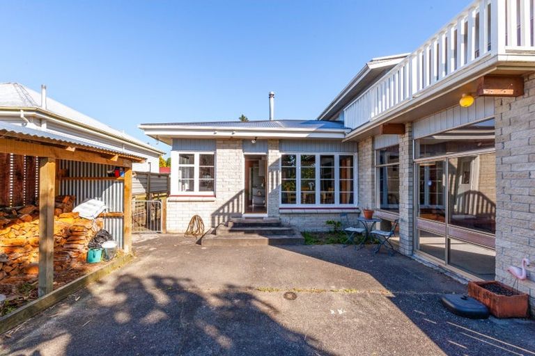 Photo of property in 8 Hillsview Crescent, Taumarunui, 3920