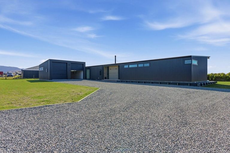 Photo of property in 20 Peak Drive, Twizel, 7901