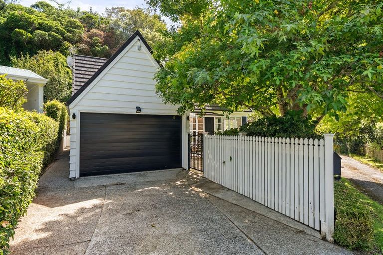 Photo of property in 5 Khouri Avenue, Karori, Wellington, 6012