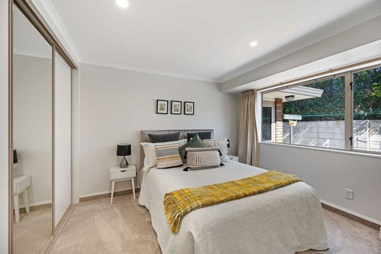 Photo of property in 182 Auckland Road, Greenmeadows, Napier, 4112