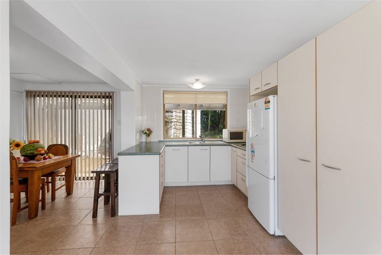 Photo of property in 14 Lyon Road, Waimauku, 0883