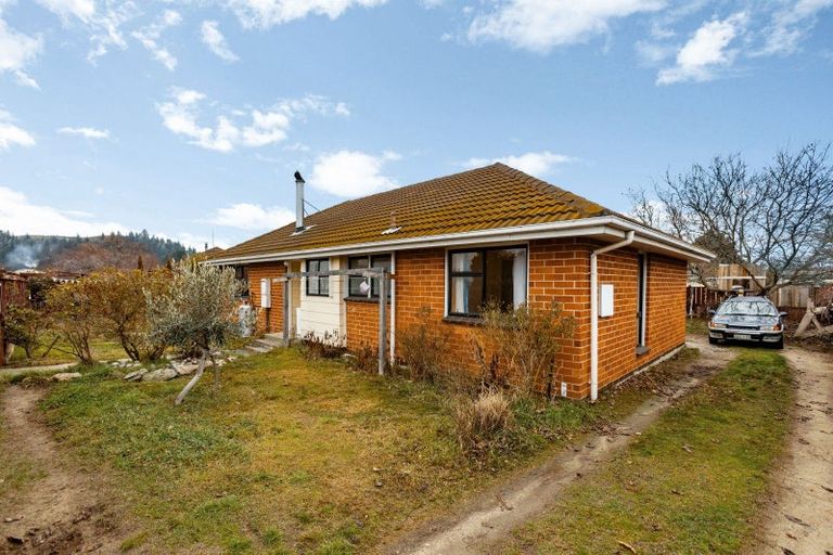 Photo of property in 16 Jollys Road, Cromwell, 9310