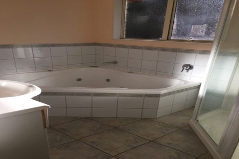 Photo of property in 21 Pebble Beach Boulevard, Te Kamo, Whangarei, 0112