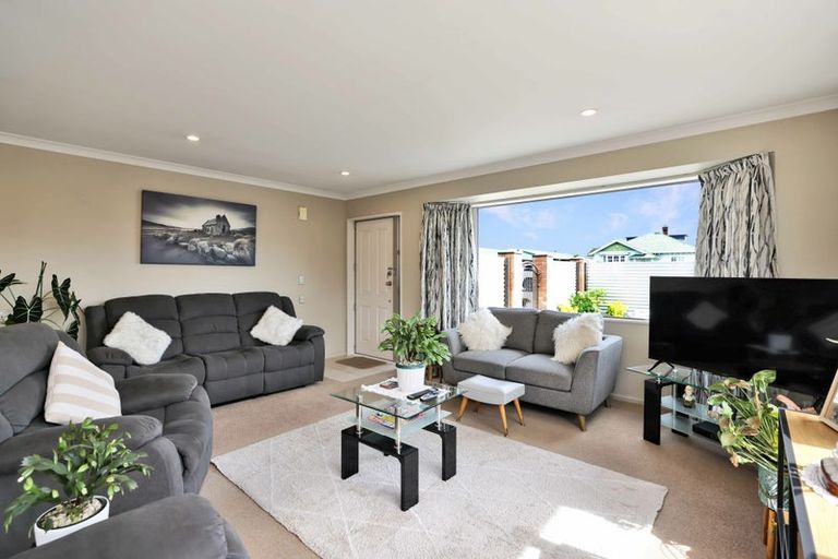 Photo of property in 21 Cox Street, Ashburton, 7700