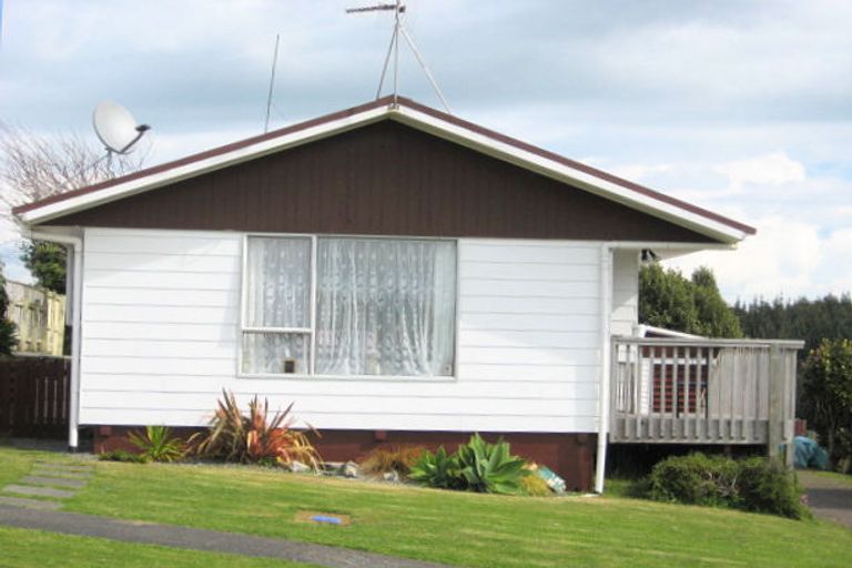 Photo of property in 33 Norwich Avenue, Spotswood, New Plymouth, 4310