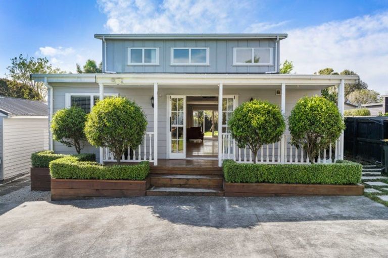 Photo of property in 25 Stevenson Road, Clarks Beach, 2122