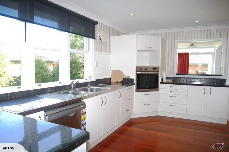 Photo of property in 3 Kohekohe Road, Waikanae, 5036