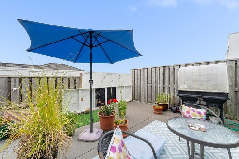 Photo of property in 9/31 Reynolds Place, Papamoa Beach, Papamoa, 3118