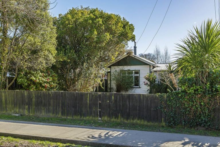 Photo of property in 43 Studholme Street, Somerfield, Christchurch, 8024