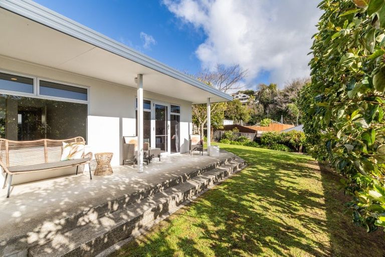 Photo of property in 9 Amner Place, Bluff Hill, Napier, 4110