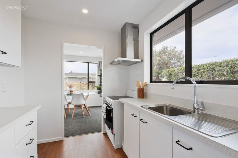 Photo of property in 11 Channel Place, Aranui, Christchurch, 8061