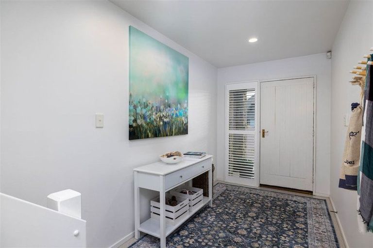 Photo of property in 2 Buscot Gate, Avonhead, Christchurch, 8042