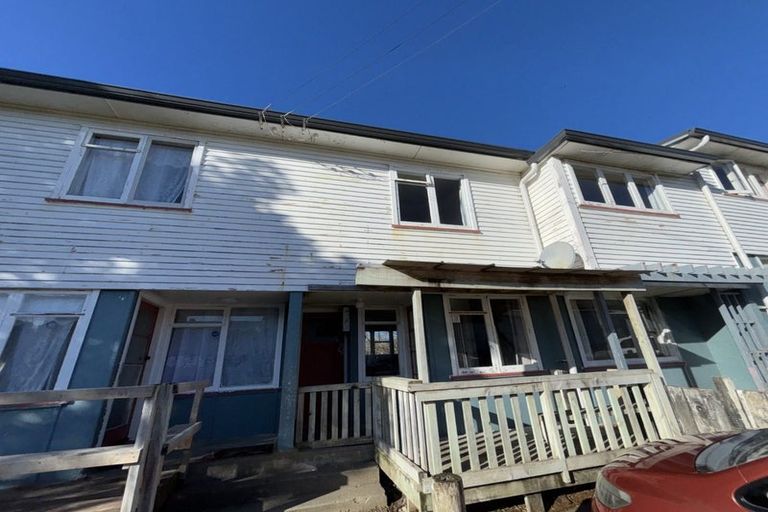 Photo of property in 27-33 Cheshire Street, Cannons Creek, Porirua, 5024