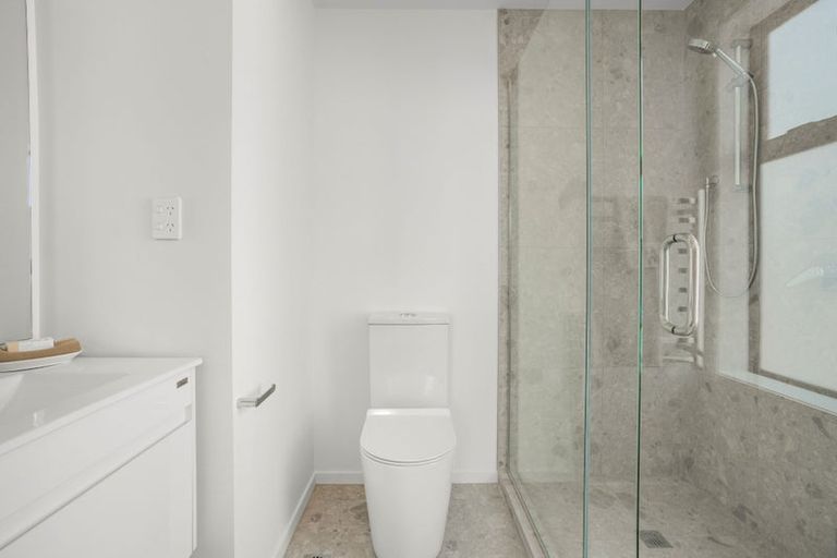 Photo of property in 11/10 Pascoe Avenue, Paremata, Porirua, 5026