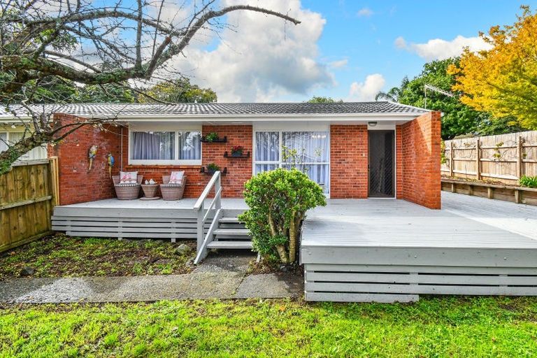 Photo of property in 3/108b Great South Road, Manurewa, Auckland, 2102