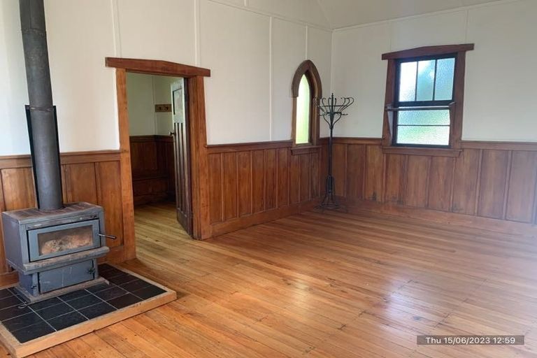 Photo of property in 38 Peel Street, Westport, 7825