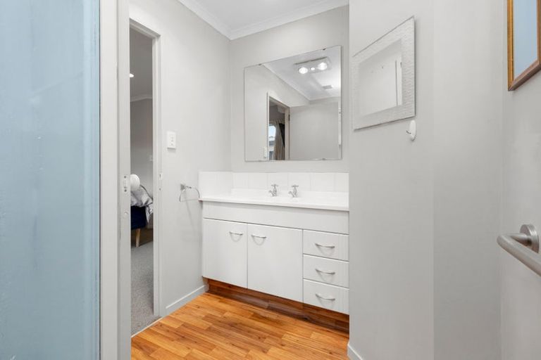 Photo of property in 5 Robinia Place, Ohauiti, Tauranga, 3112