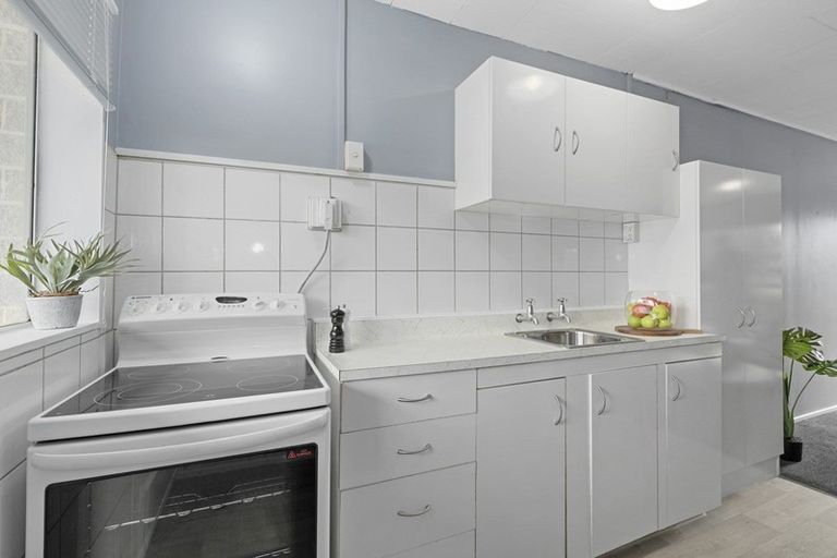 Photo of property in 2/37 Merton Street, Trentham, Upper Hutt, 5018