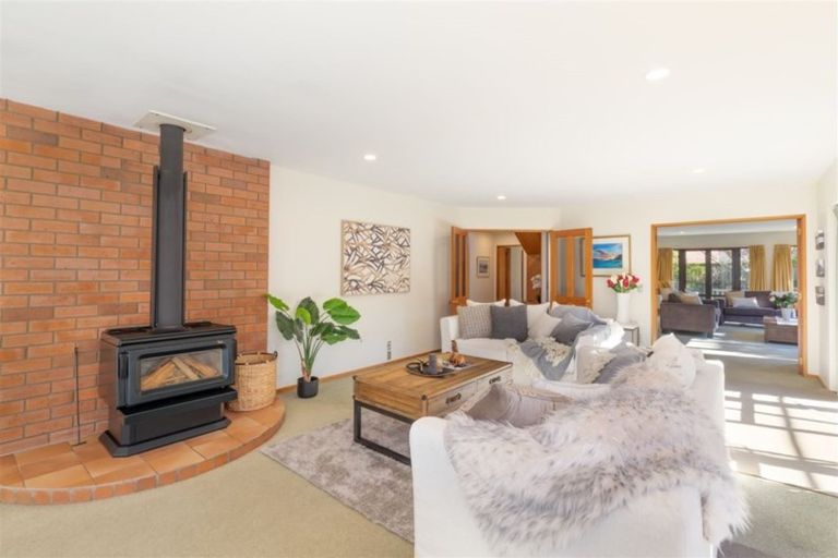 Photo of property in 23 Ilam Park Place, Ilam, Christchurch, 8041