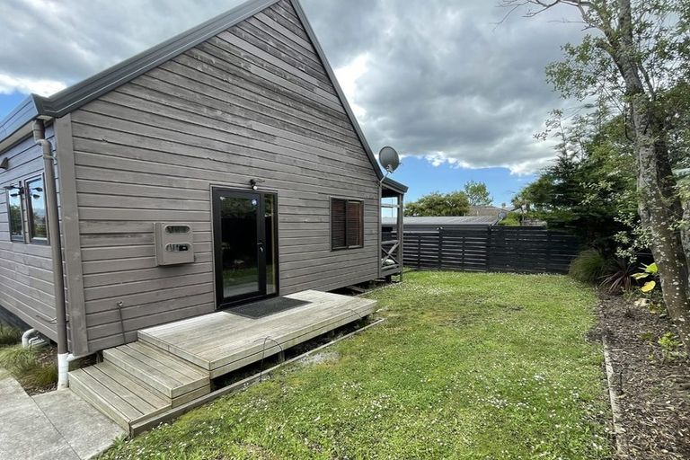 Photo of property in 261 Great North Road, Henderson, Auckland, 0612