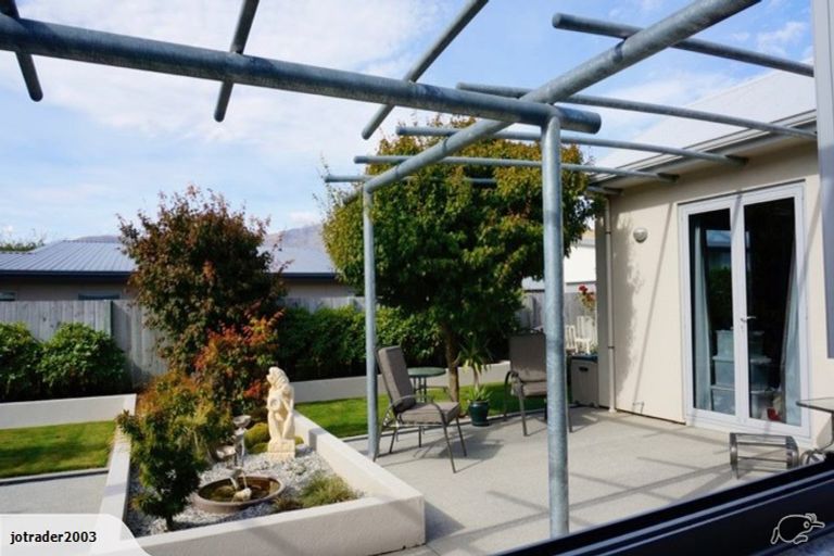 Photo of property in 22 Sylvan Street, Lake Hayes, Queenstown, 9304