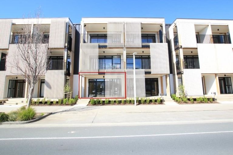 Photo of property in 1/167 Hobsonville Point Road, Hobsonville, Auckland, 0616